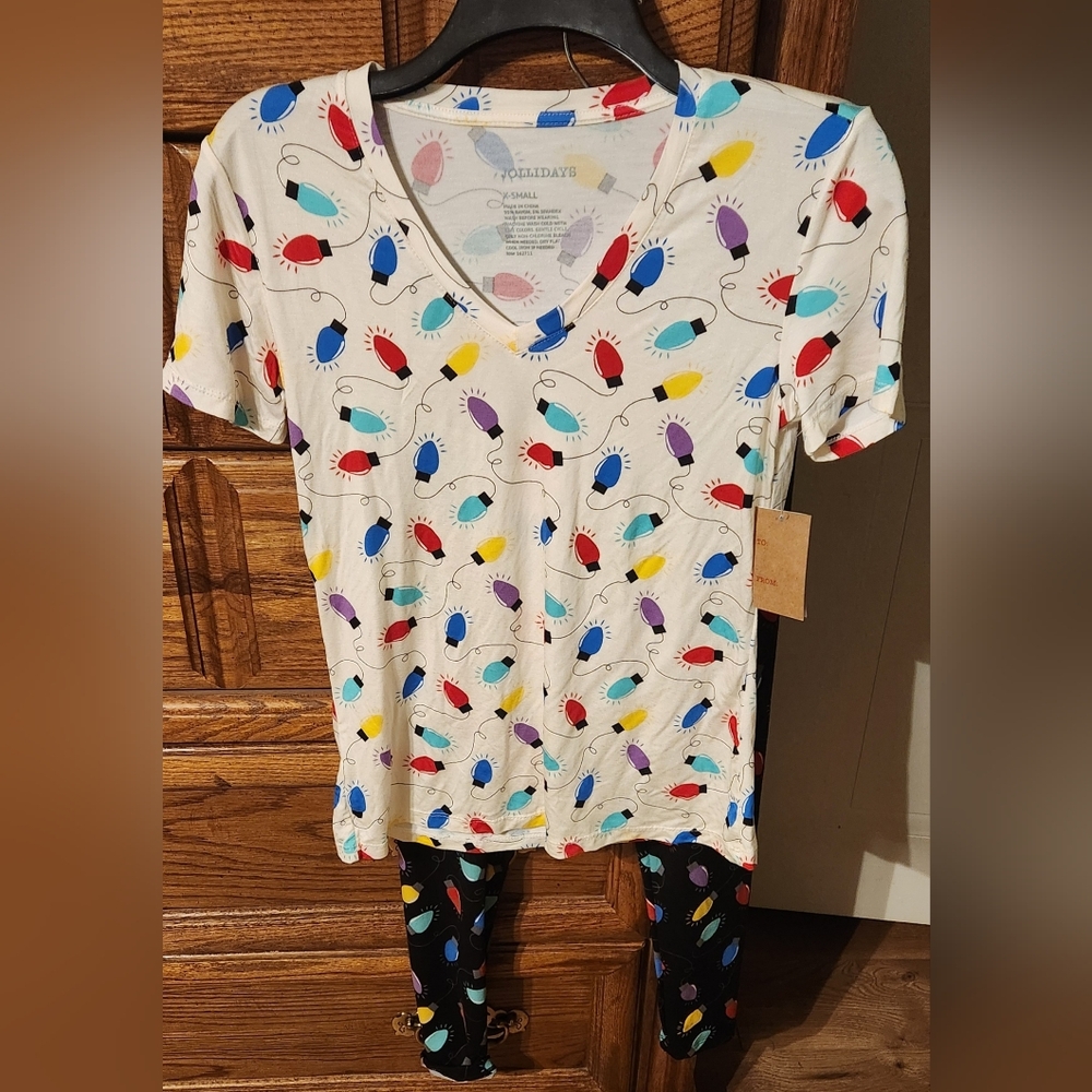 Holiday Light Bulb Outfit